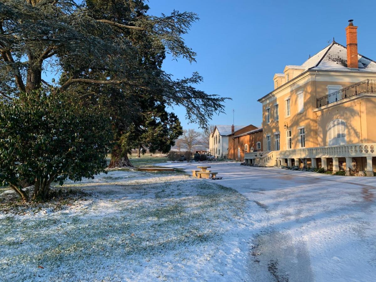 Bed and Breakfast Domaine Berenguer Ouches Экстерьер фото