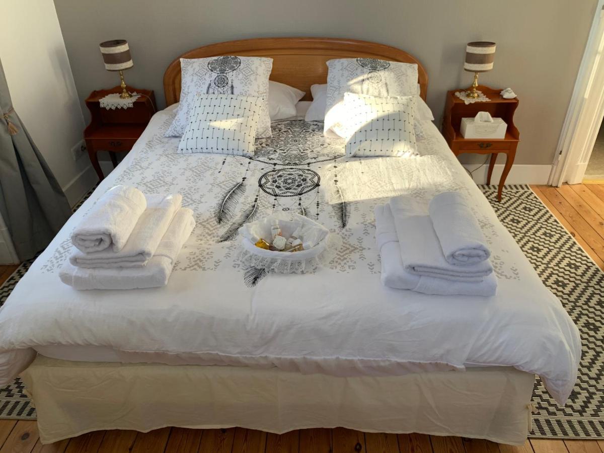 Bed and Breakfast Domaine Berenguer Ouches Экстерьер фото