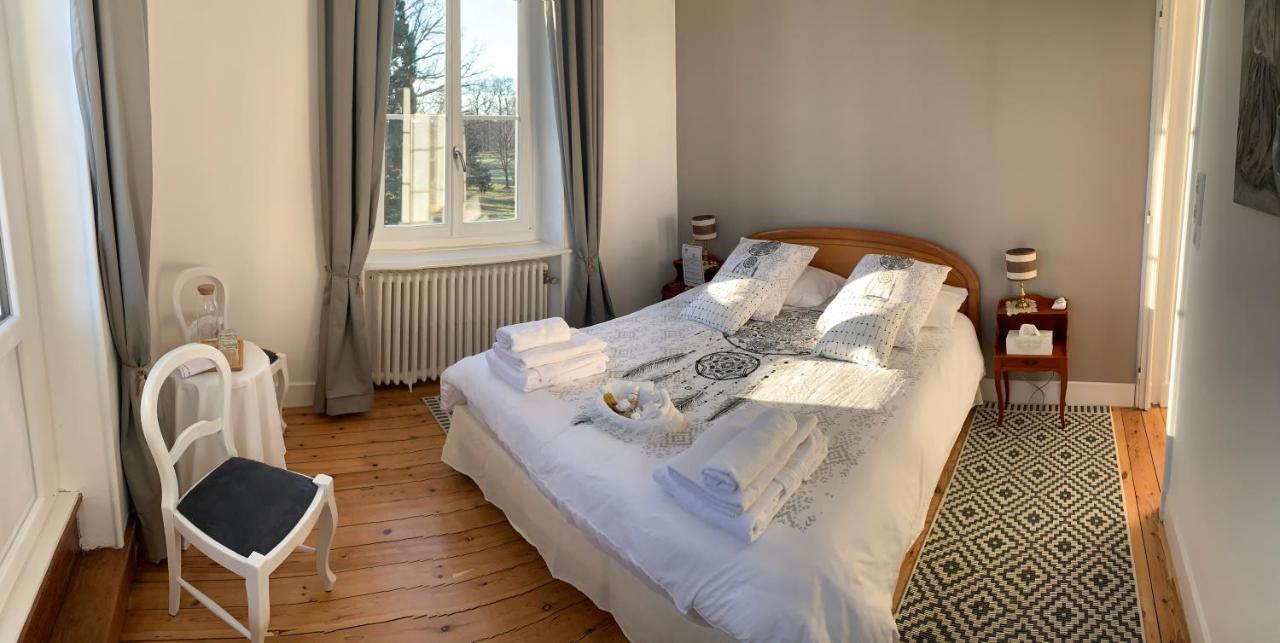 Bed and Breakfast Domaine Berenguer Ouches Экстерьер фото