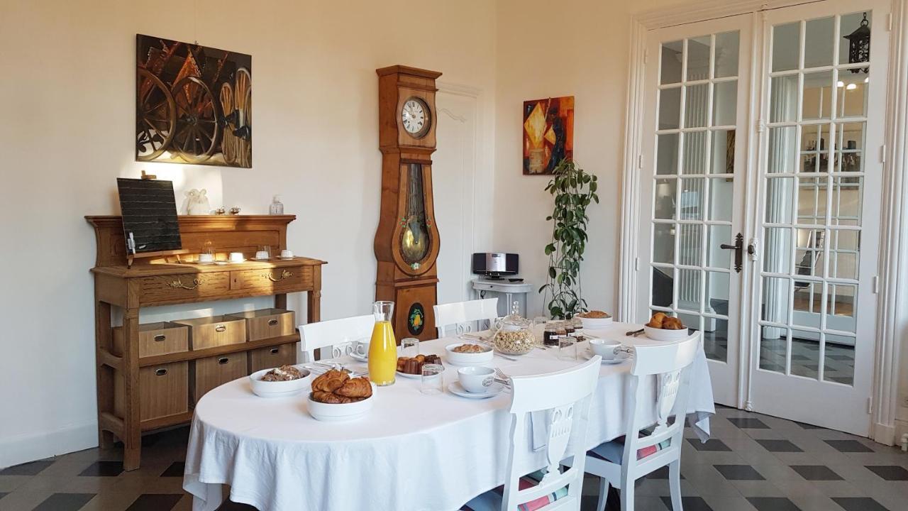 Bed and Breakfast Domaine Berenguer Ouches Экстерьер фото