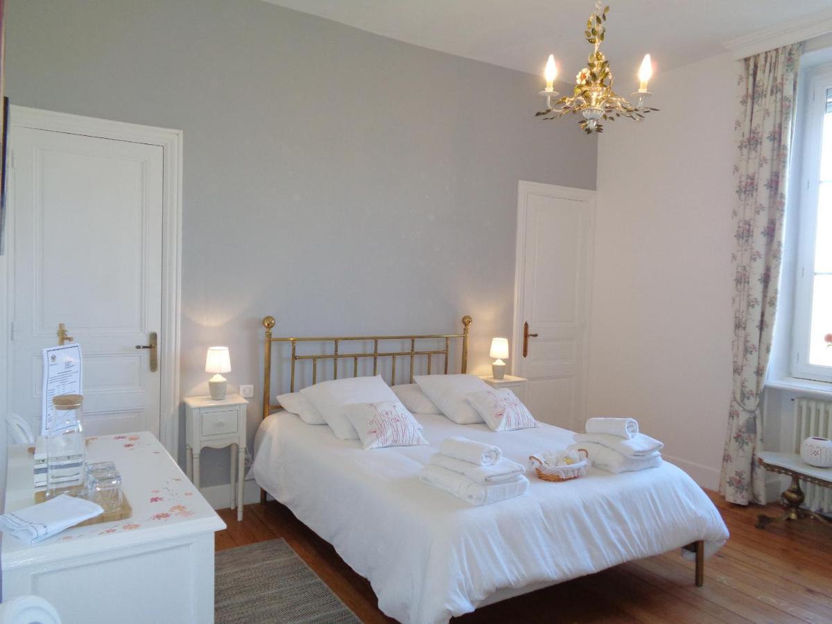 Bed and Breakfast Domaine Berenguer Ouches Экстерьер фото